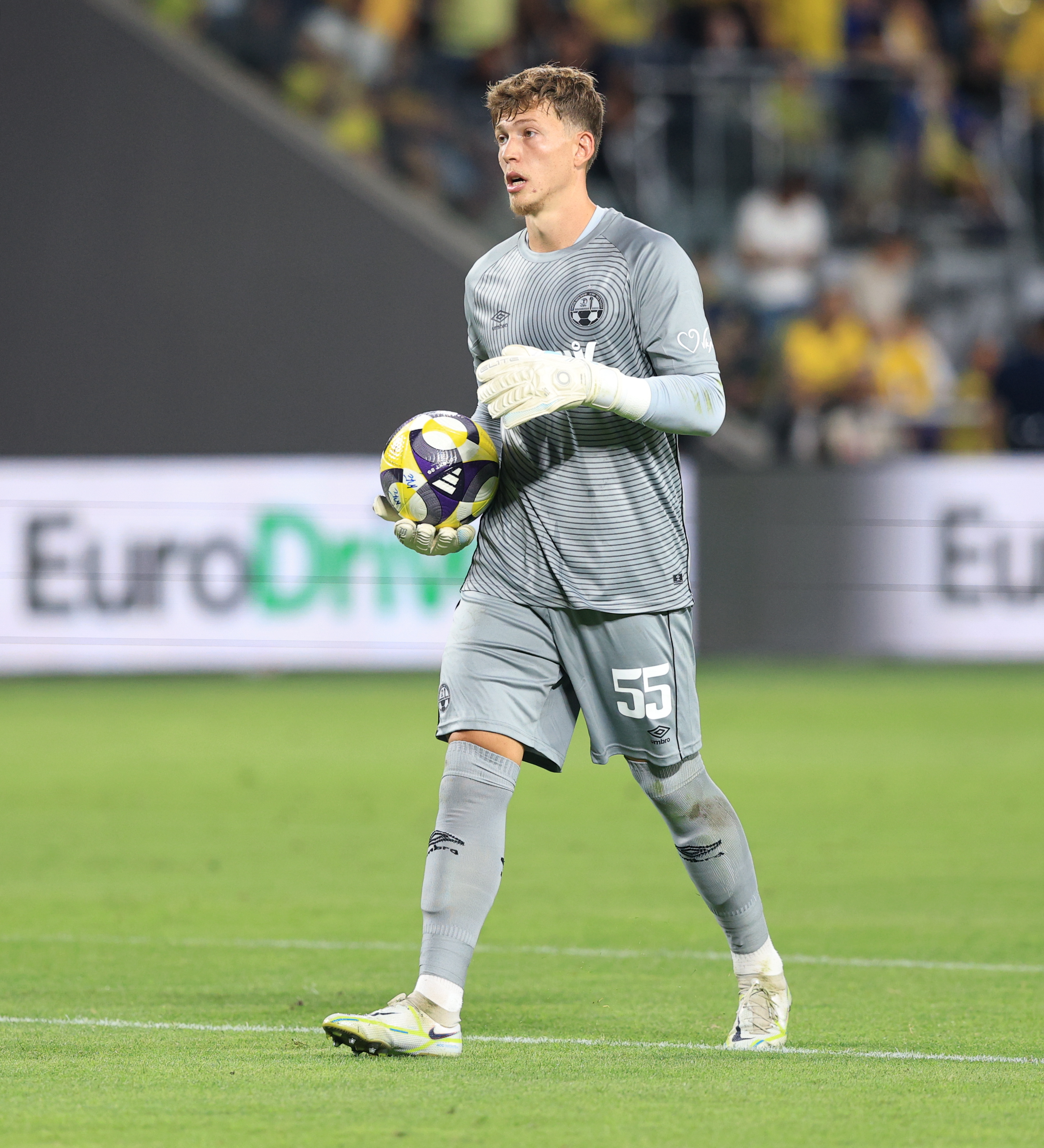 הפועל באר שבע מתמודדת עם אתגרי חידוש האימונים