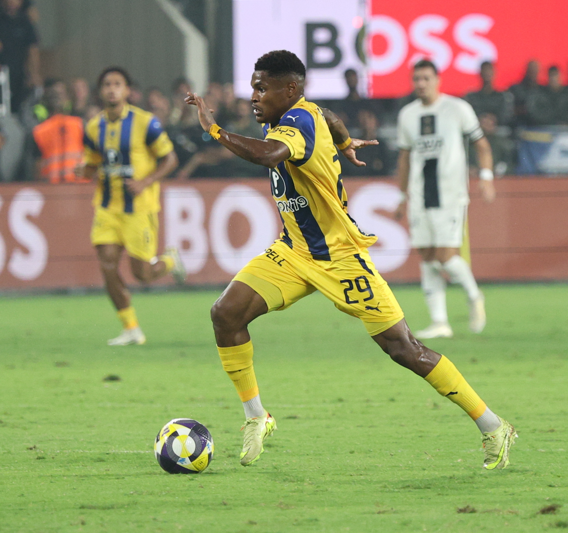 חזרה הדרגתית לאימונים בליגת העל תחת מגבלות הקורונה